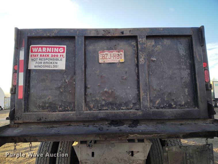 image for item IH9363 1998 International 4900 dump truck