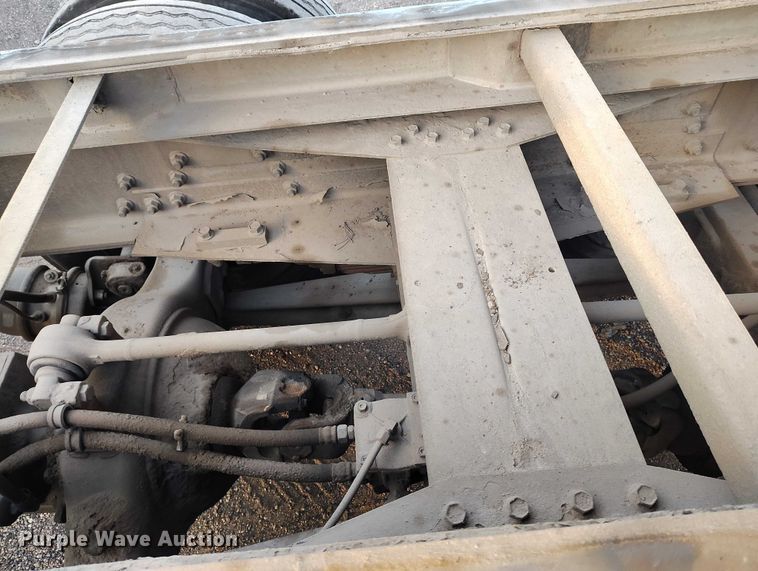 image for item IH9363 1998 International 4900 dump truck