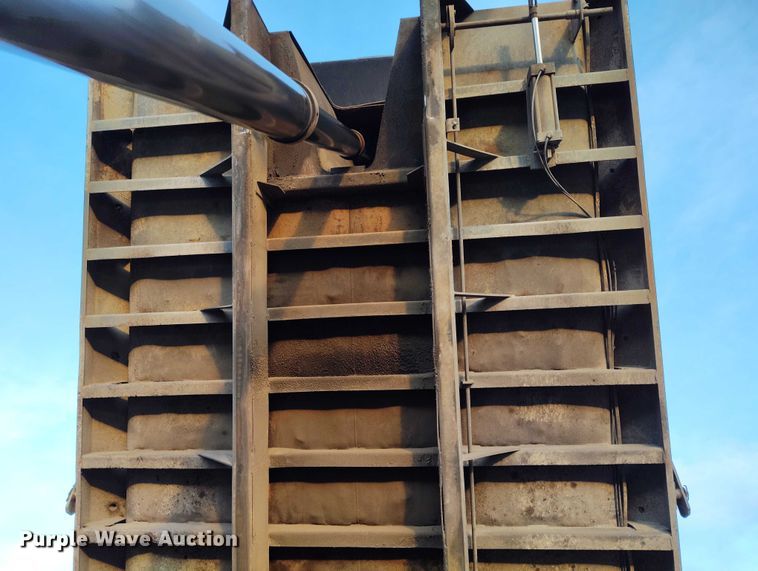 image for item IH9363 1998 International 4900 dump truck