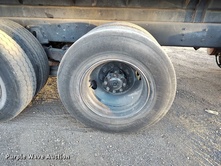 image for item IH9363 1998 International 4900 dump truck