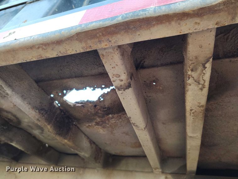 image for item IH9364 1999 International 4900 dump truck