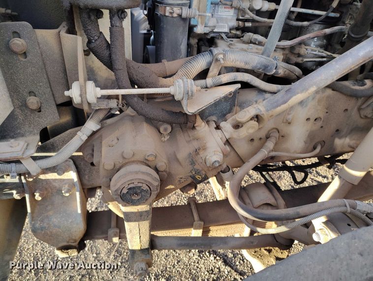 image for item IH9364 1999 International 4900 dump truck