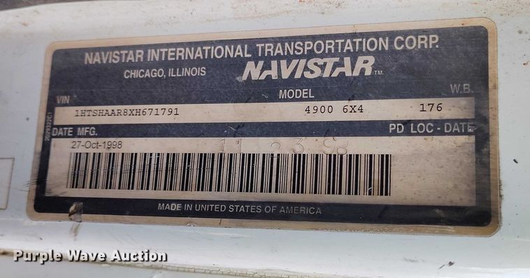 image for item IH9364 1999 International 4900 dump truck