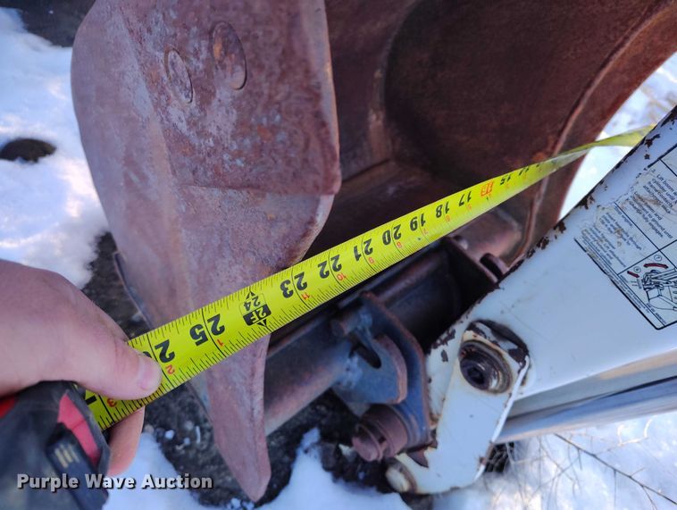 image for item IH9375 Bobcat 8709  skid steer backhoe attachment