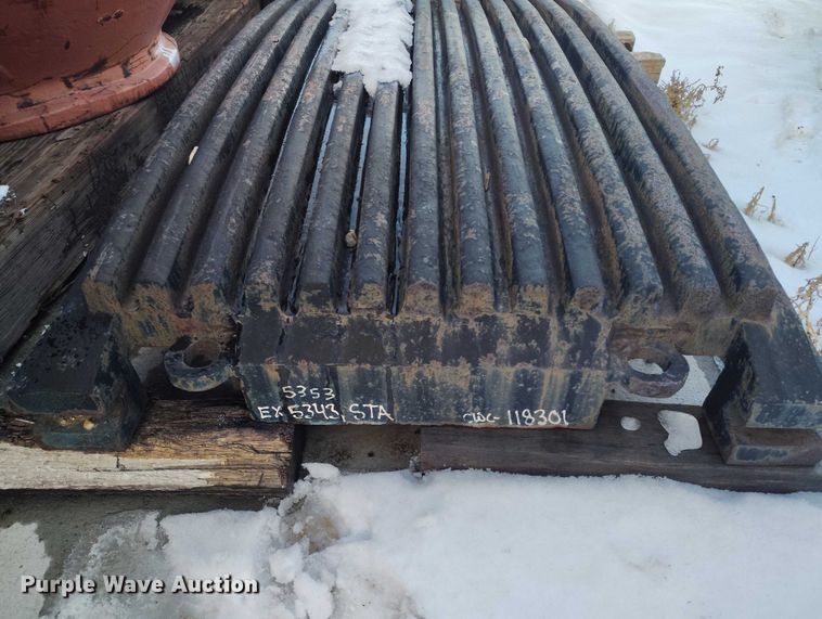 image for item IH9377 Esco Crusher Parts