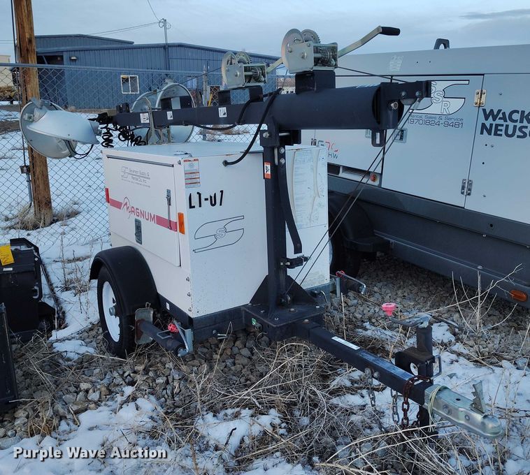 image for item IH9381 2008 Magnum light plant