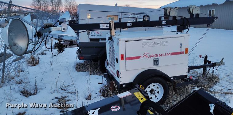 image for item IH9381 2008 Magnum light plant