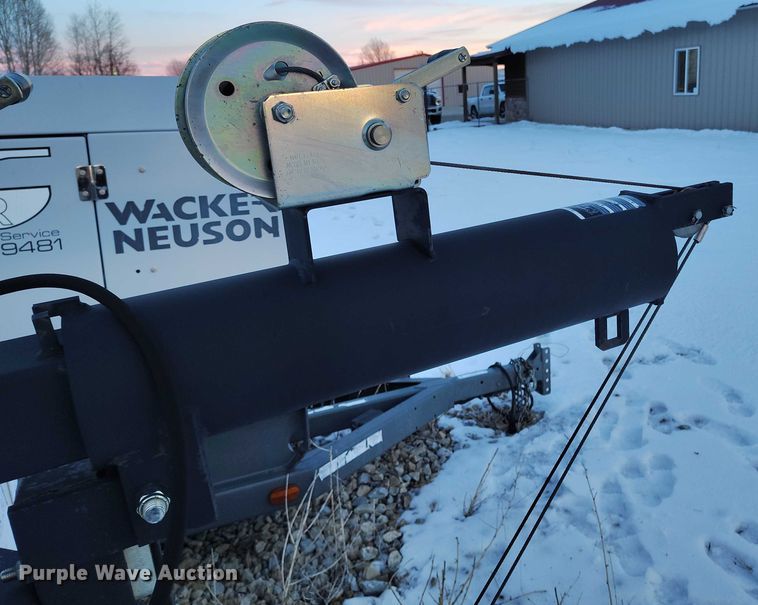 image for item IH9381 2008 Magnum light plant