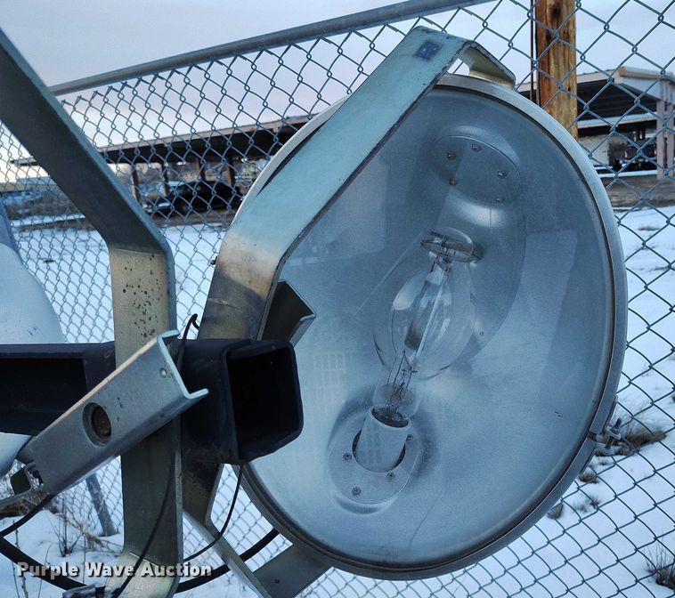 image for item IH9381 2008 Magnum light plant