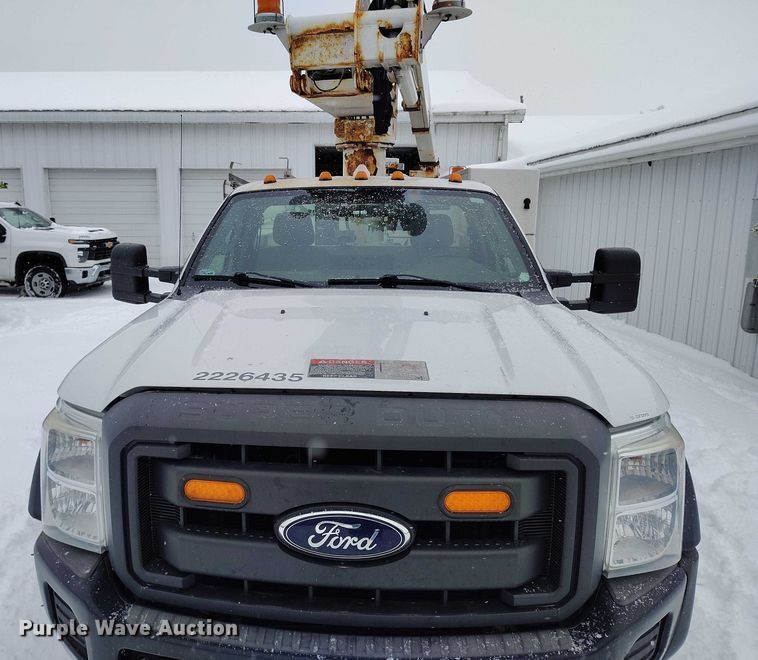 image for item IH9385 2012 Ford F450 Super Duty XL bucket truck