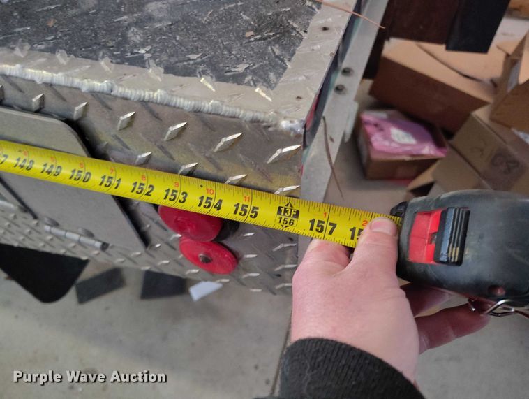 image for item IH9385 2012 Ford F450 Super Duty XL bucket truck