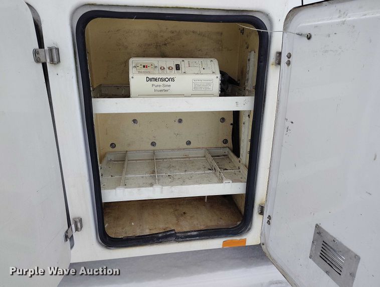 image for item IH9385 2012 Ford F450 Super Duty XL bucket truck