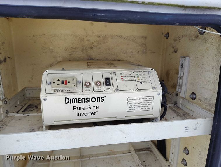 image for item IH9385 2012 Ford F450 Super Duty XL bucket truck