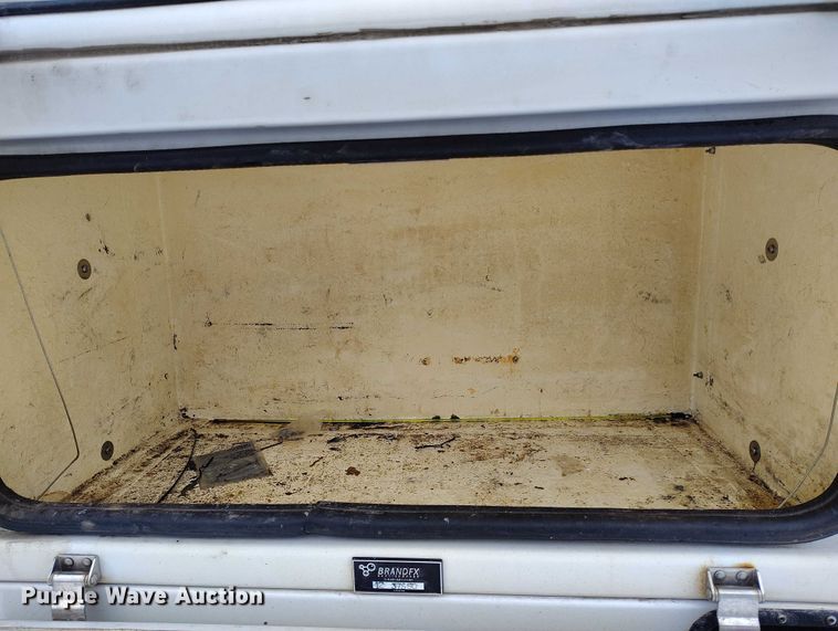 image for item IH9385 2012 Ford F450 Super Duty XL bucket truck