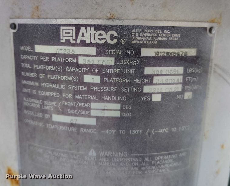 image for item IH9385 2012 Ford F450 Super Duty XL bucket truck