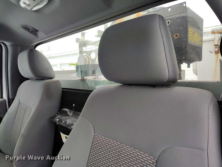 image for item IH9385 2012 Ford F450 Super Duty XL bucket truck