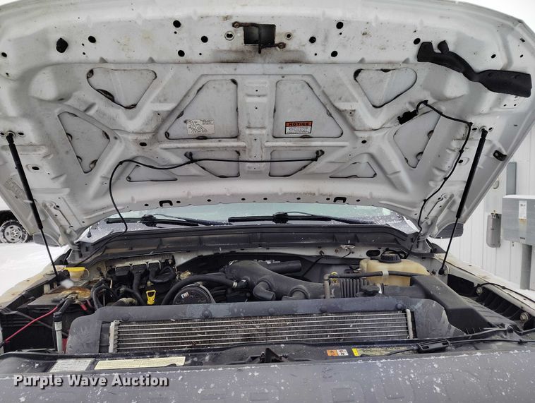 image for item IH9385 2012 Ford F450 Super Duty XL bucket truck