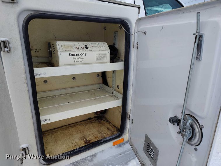 image for item IH9386 2016 Ford F450 Super Duty bucket truck