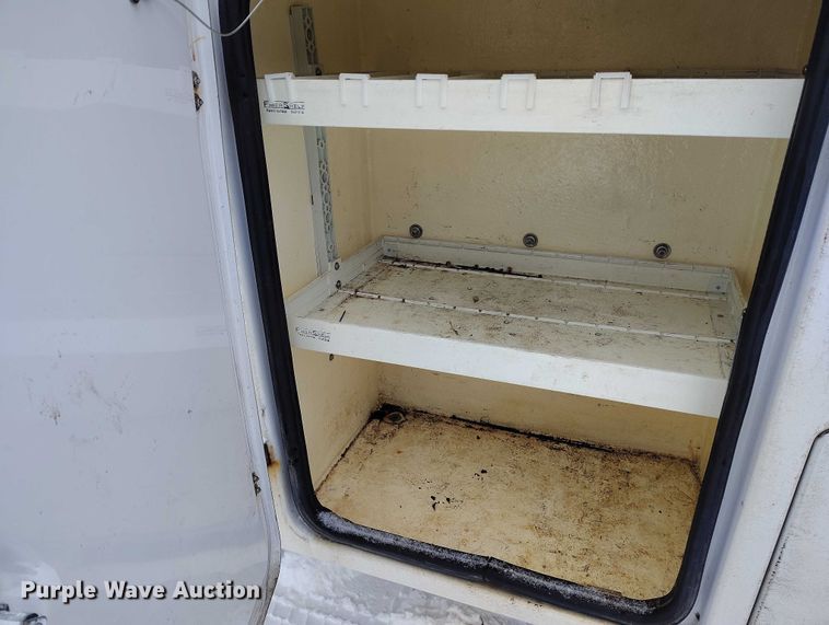 image for item IH9386 2016 Ford F450 Super Duty bucket truck