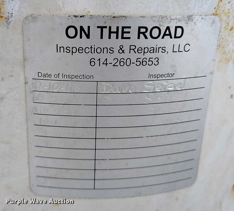 image for item IH9386 2016 Ford F450 Super Duty bucket truck