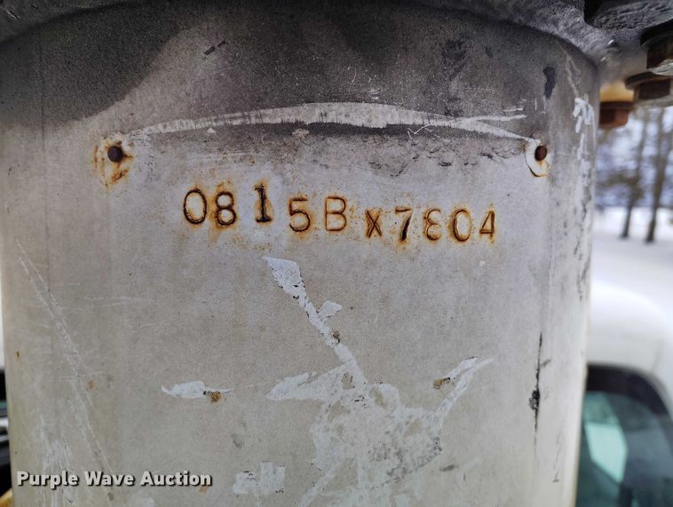 image for item IH9386 2016 Ford F450 Super Duty bucket truck