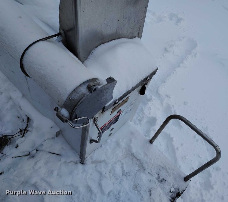 image for item IH9386 2016 Ford F450 Super Duty bucket truck