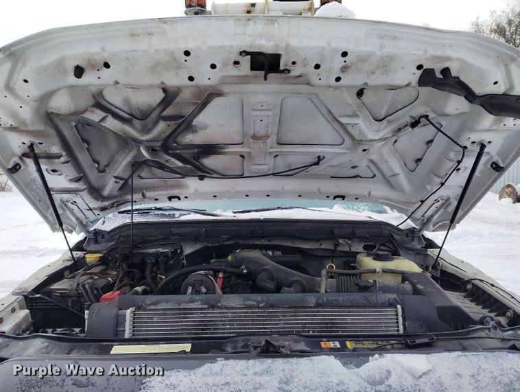 image for item IH9386 2016 Ford F450 Super Duty bucket truck