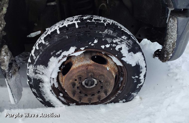 image for item IH9386 2016 Ford F450 Super Duty bucket truck