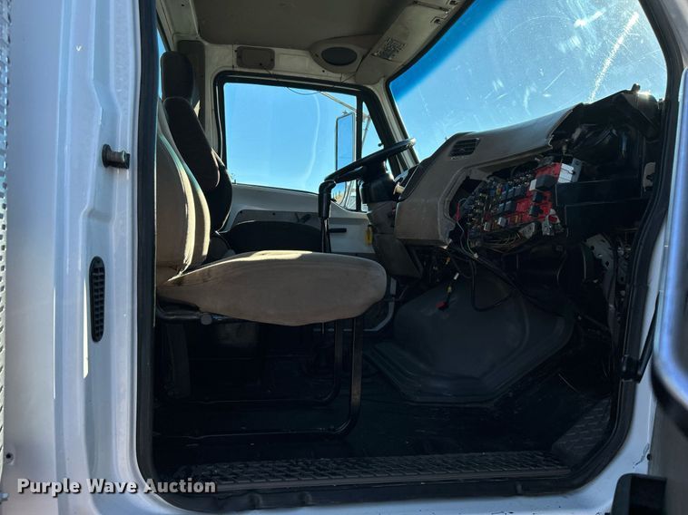 image for item KH9610 2003 Sterling L-Line utility / service truck