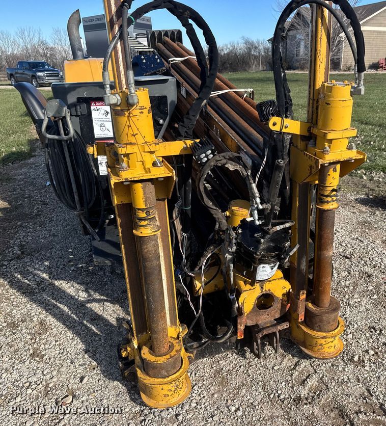 image for item NA9859 2015 Vermeer D20x22 Series II Navigator directional boring unit