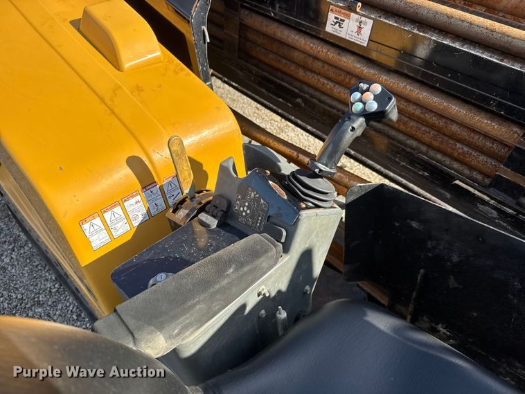 image for item NA9859 2015 Vermeer D20x22 Series II Navigator directional boring unit