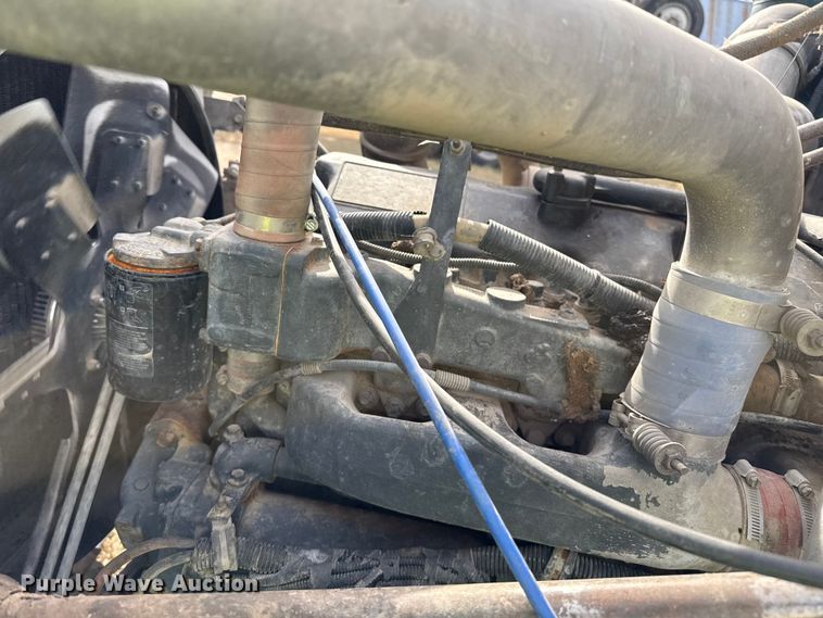 image for item NA9863 1997 Mack RD690S ready mix truck