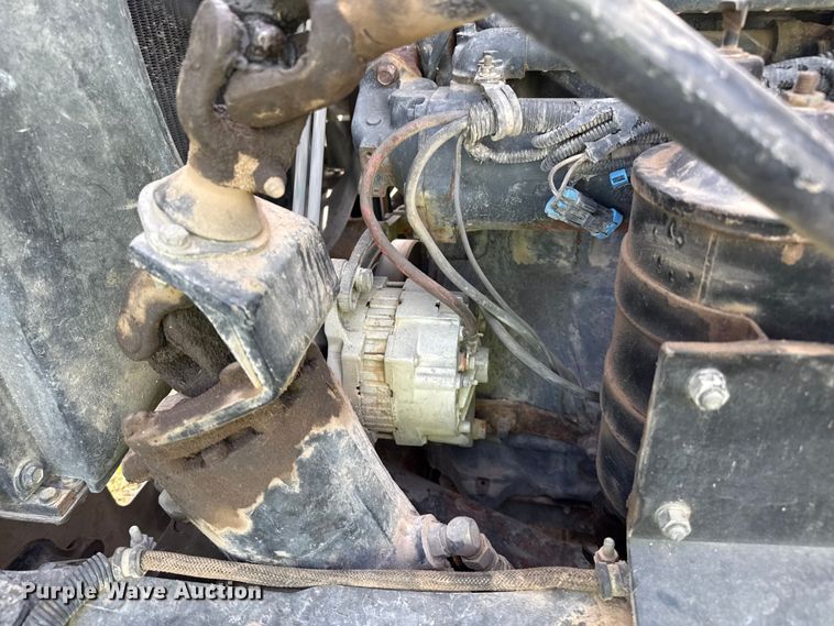 image for item NA9863 1997 Mack RD690S ready mix truck