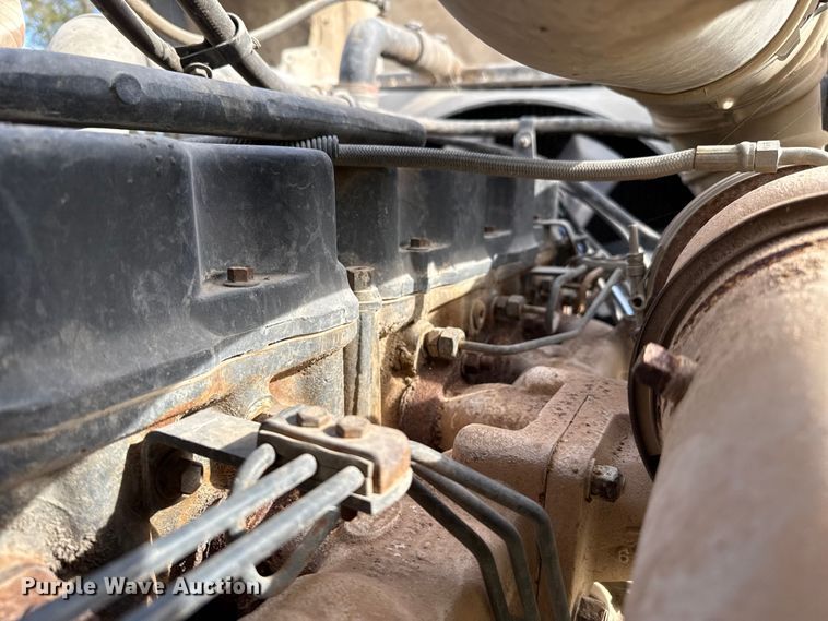 image for item NA9863 1997 Mack RD690S ready mix truck