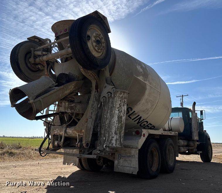 image for item NA9866 1999 Mack RD690S ready mix truck