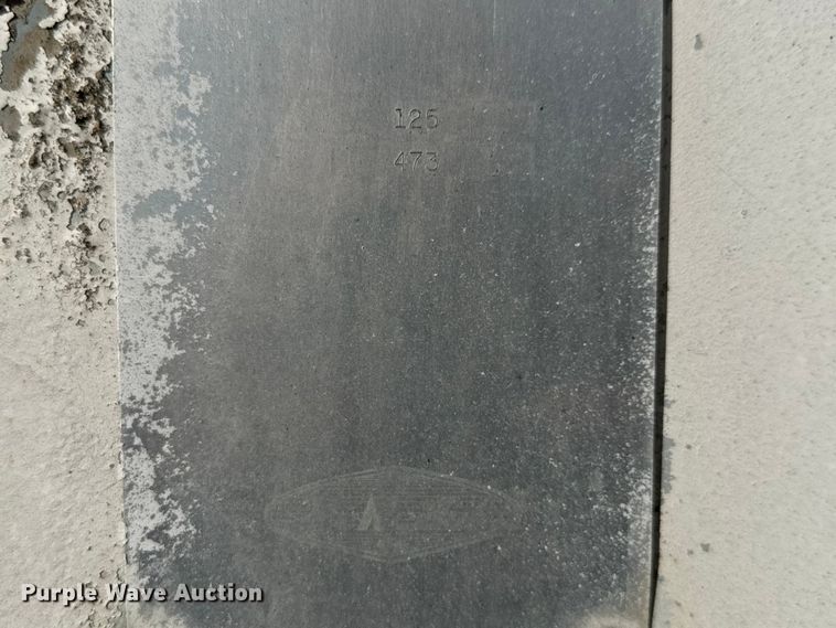 image for item NA9866 1999 Mack RD690S ready mix truck