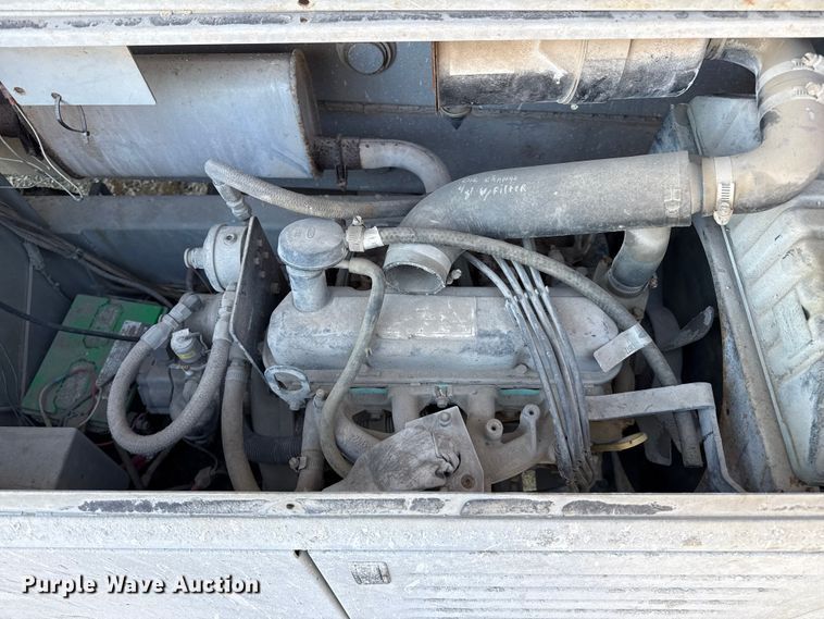 image for item NA9871 2000 MEC 4191RT scissor lift