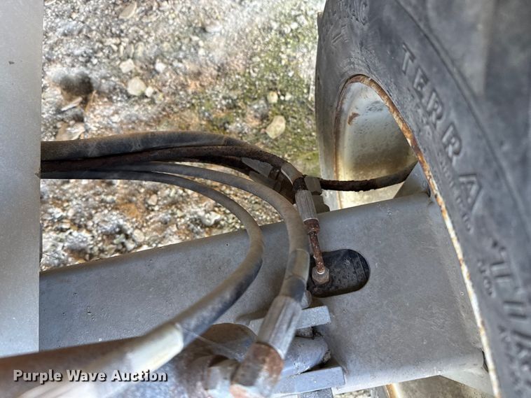 image for item NA9871 2000 MEC 4191RT scissor lift