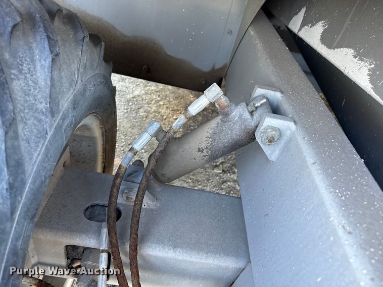 image for item NA9871 2000 MEC 4191RT scissor lift