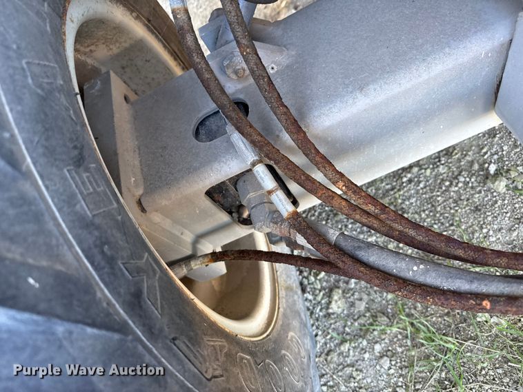 image for item NA9871 2000 MEC 4191RT scissor lift