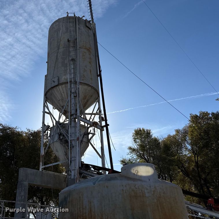 image for item NA9873 Concrete plant