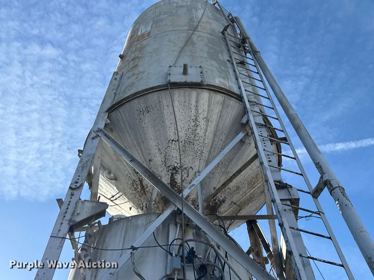 image for item NA9873 Concrete plant