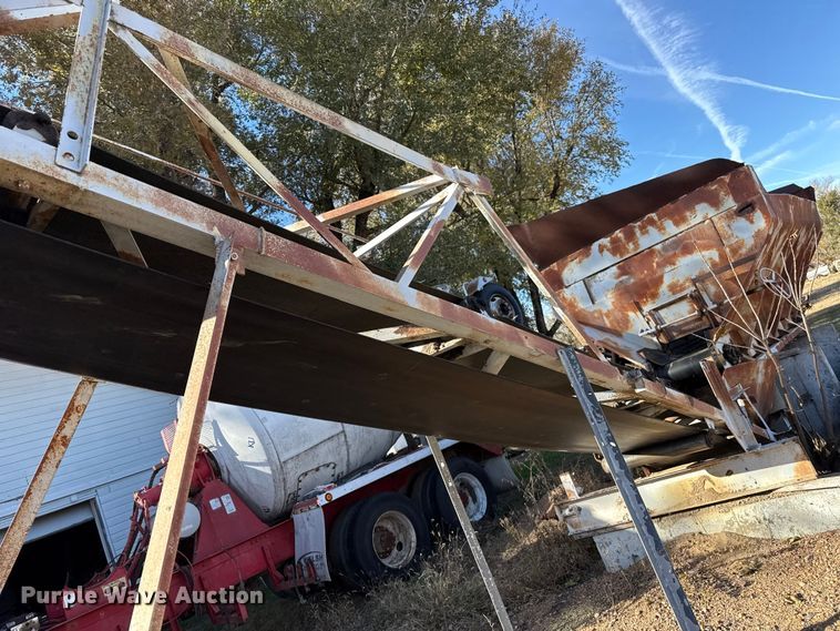 image for item NA9873 Concrete plant