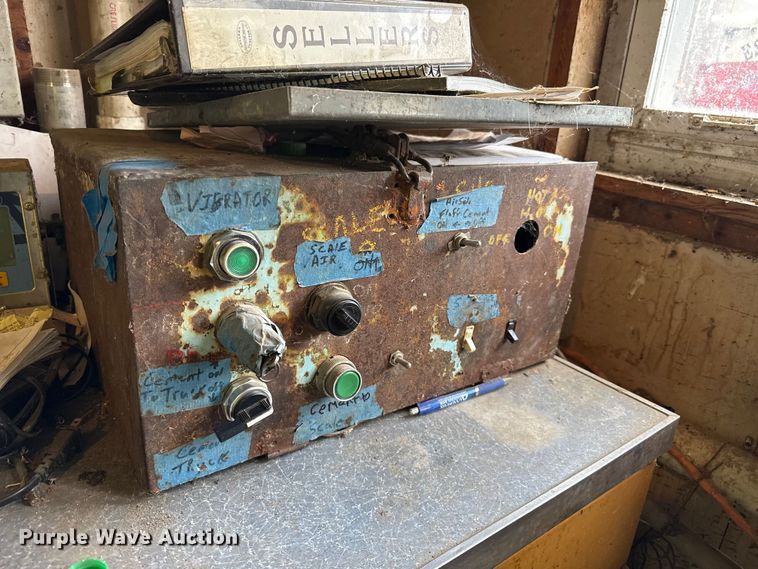 image for item NA9873 Concrete plant