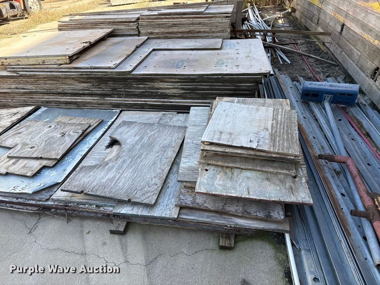 image for item NA9876 Concrete forms