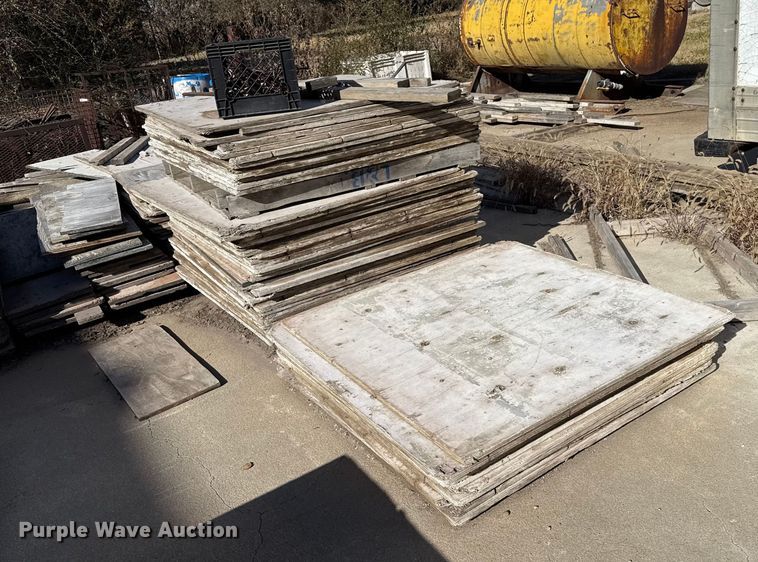 image for item NA9876 Concrete forms