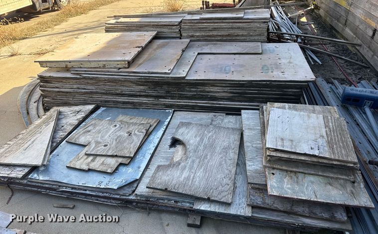 image for item NA9876 Concrete forms