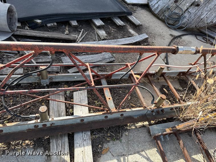 image for item NA9877 Vibratory screed