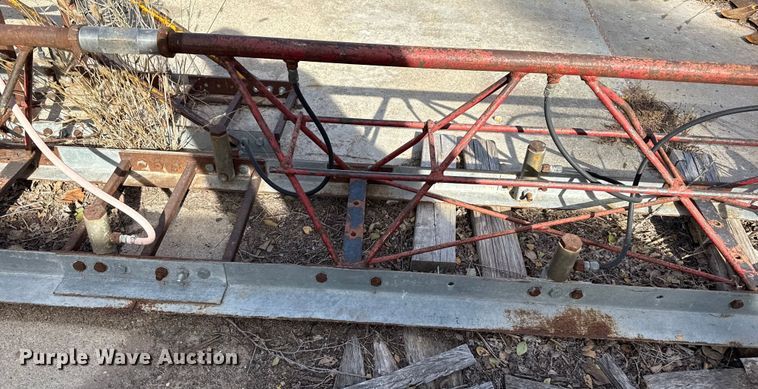 image for item NA9877 Vibratory screed