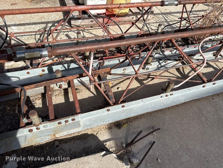 image for item NA9877 Vibratory screed